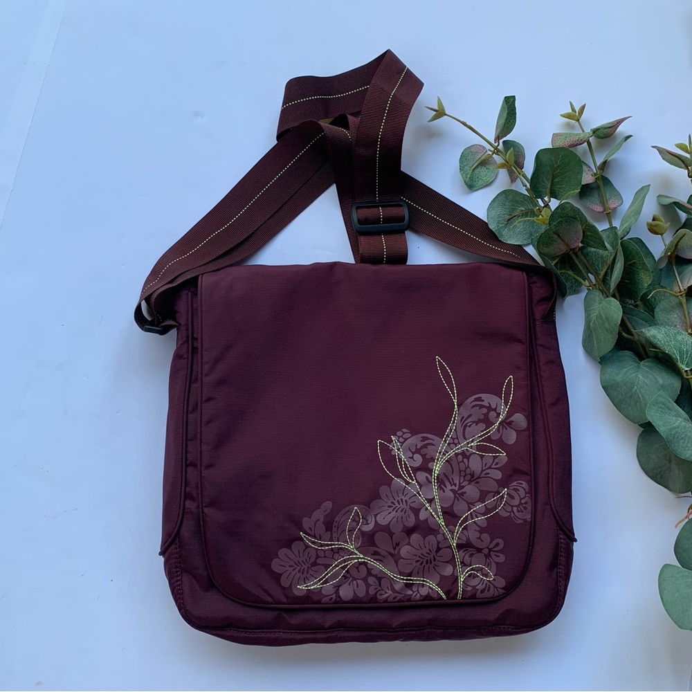 Eddie Bauer Crossbody/Messenger Embroidered Bag Maroon/Purple